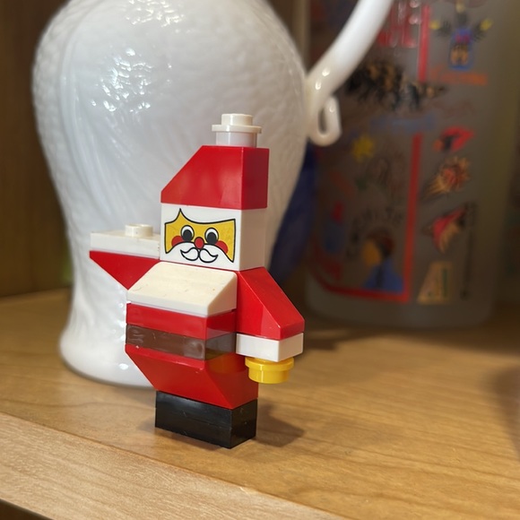 Lego Santa 1” collectible - Picture 2 of 2